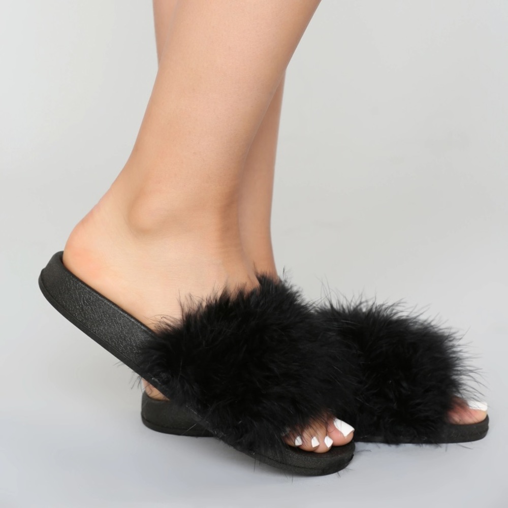 Fashion Nova | Feather Weather Slides